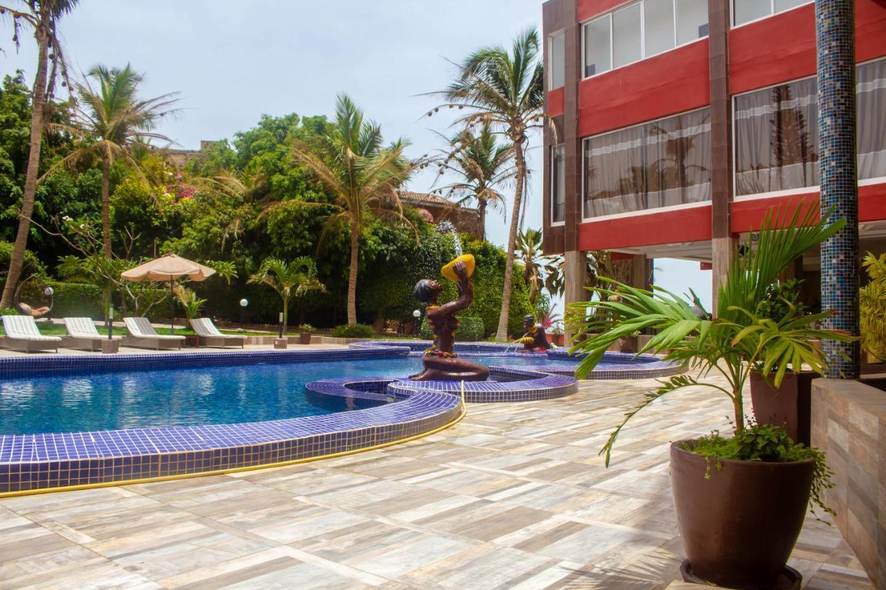 Iris Hotel Toubab Dialaw Exterior foto