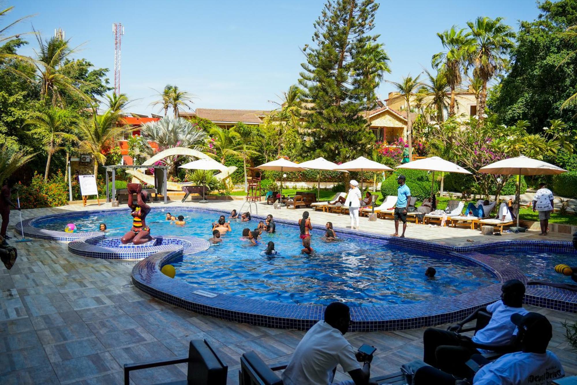 Iris Hotel Toubab Dialaw Exterior foto