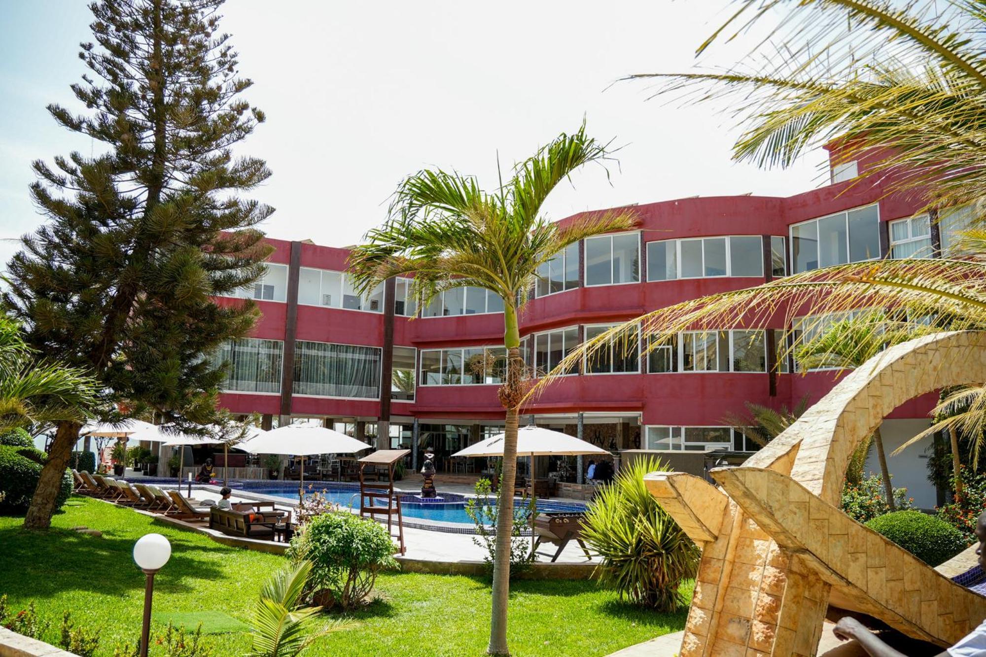 Iris Hotel Toubab Dialaw Exterior foto