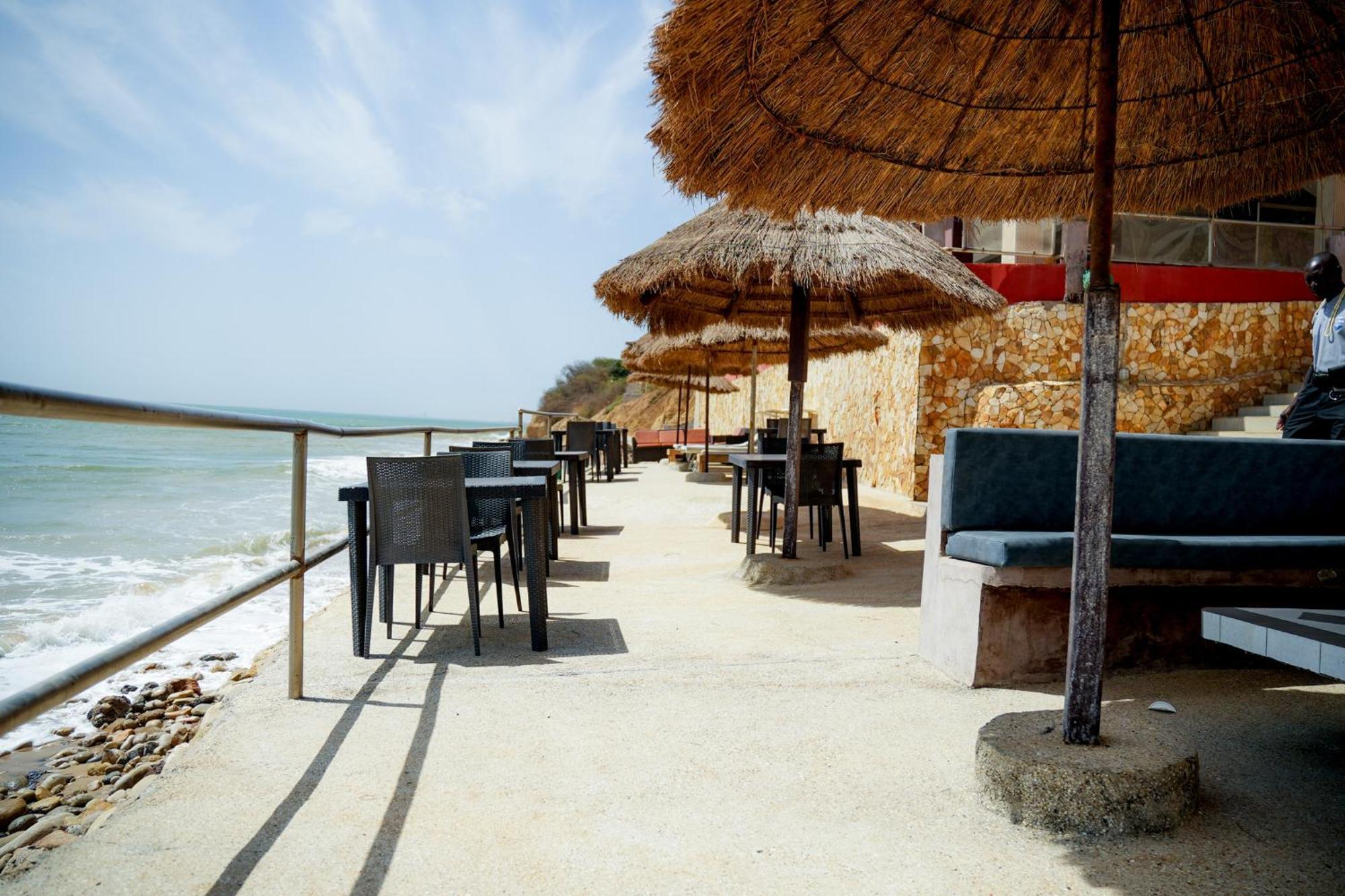 Iris Hotel Toubab Dialaw Exterior foto