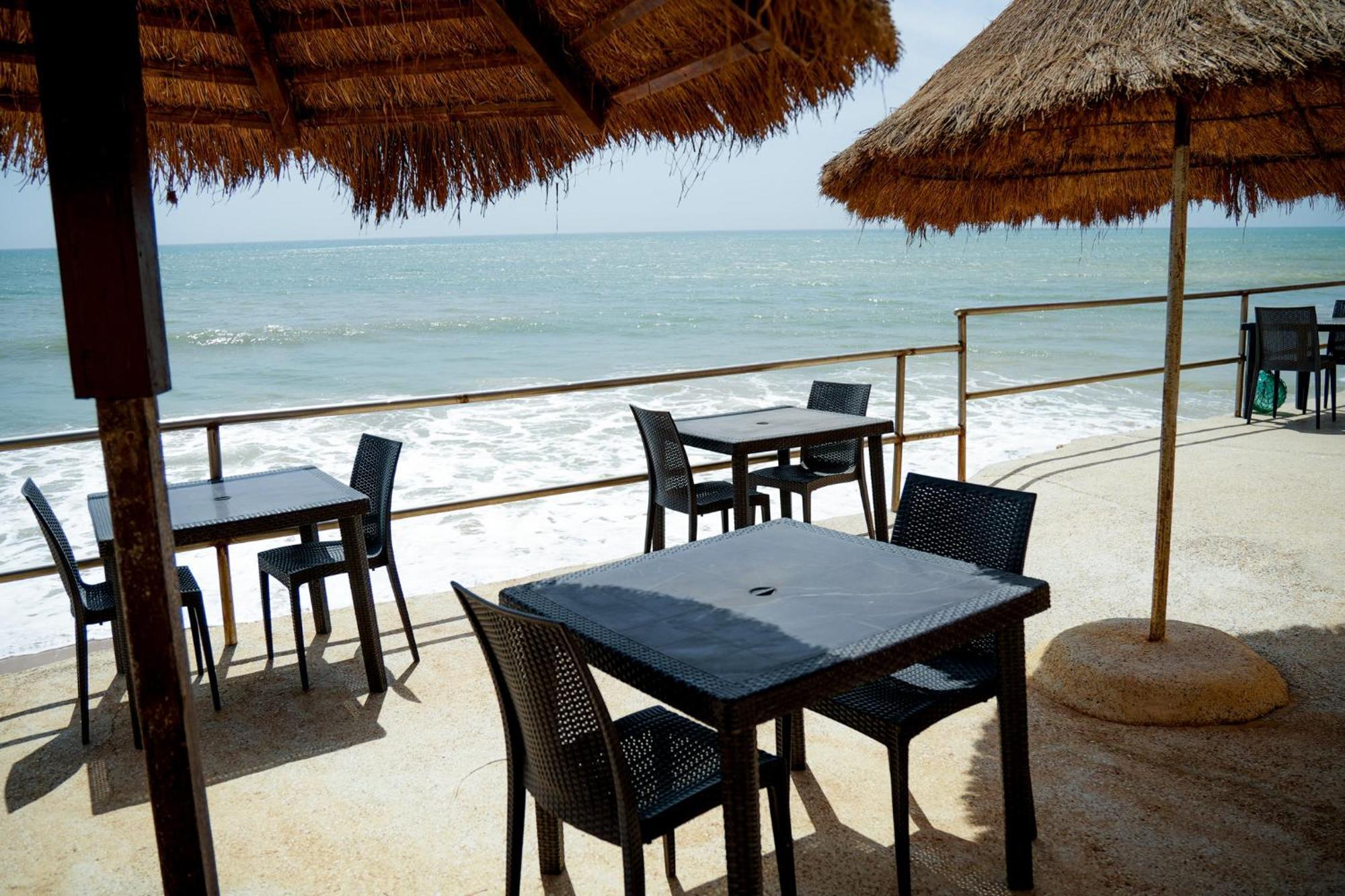 Iris Hotel Toubab Dialaw Exterior foto
